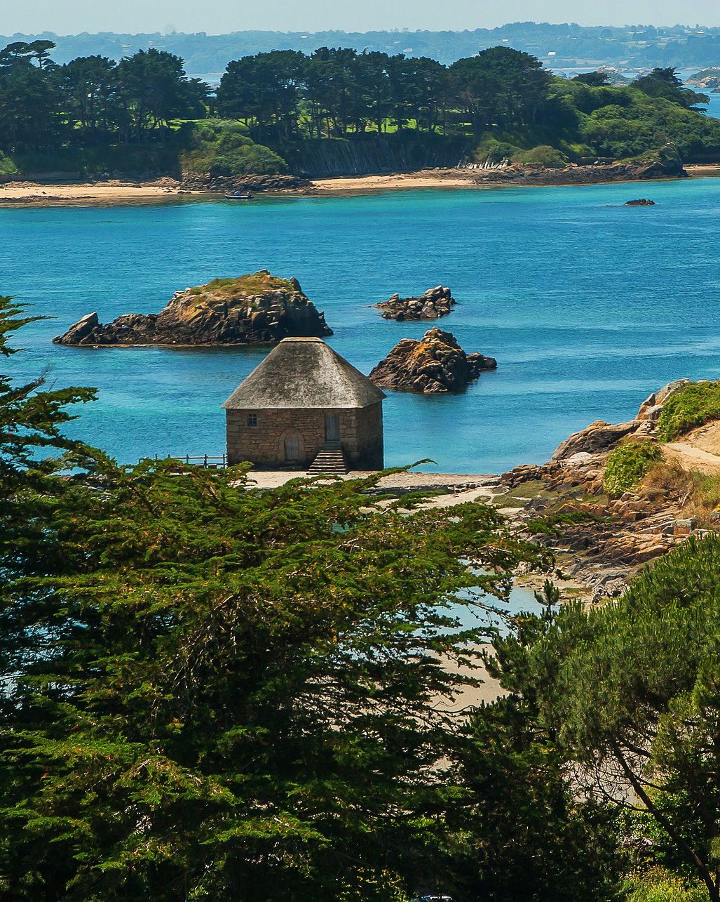 The Isle of Brehat, facing the Camping du Paou